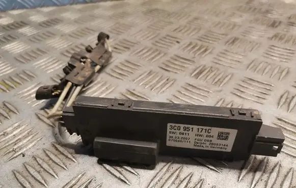 Volkswagen PASSAT B6 Alarm movement detector/sensor 3C0951171C