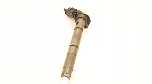 Audi A6 S6 C6 4F Fuel injector