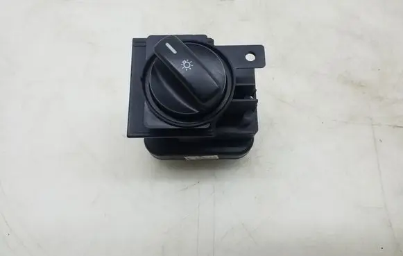 Mercedes-Benz A W169 Light switch A1695451704