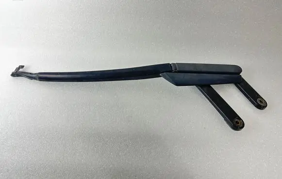 Volkswagen Touareg I Front wiper blade arm 7L0955408