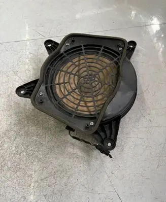 Audi A8 S8 D4 4H Subwoofer speaker 4H0035412A
