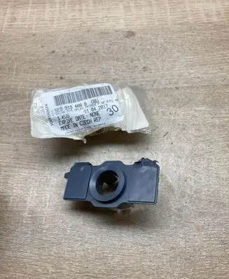 Skoda Octavia Mk3 (5E) Front parking sensor holder (PDC) 5E0919488B