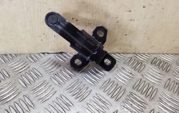 Volvo XC90 Tailgate lock loop/hook striker 30636912