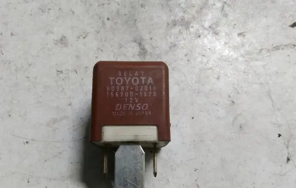 Lexus GS 300 400 430 Other relay 9098702016 1567001570