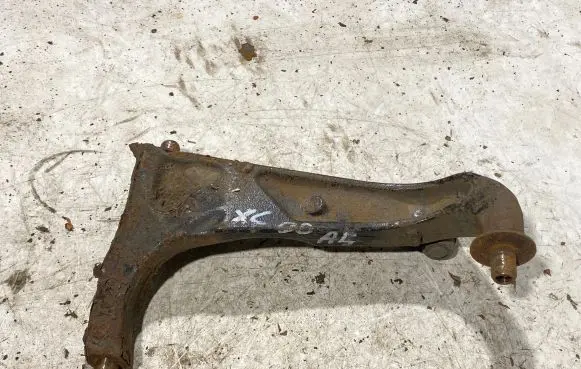 Volvo XC90 Rear upper control arm/wishbone