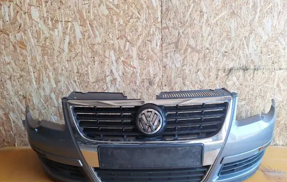 Volkswagen PASSAT B6 Front bumper