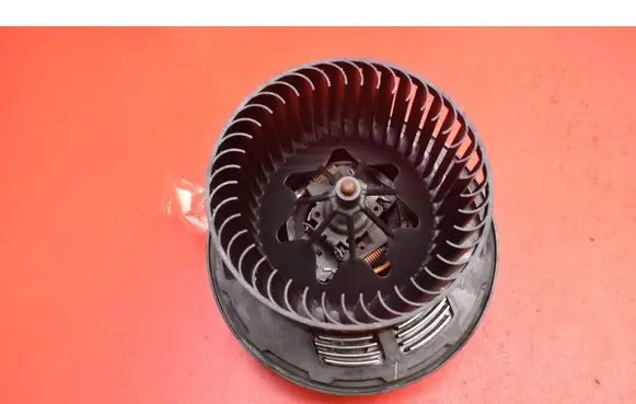 BMW X3 E83 Heater fan/blower 985465S