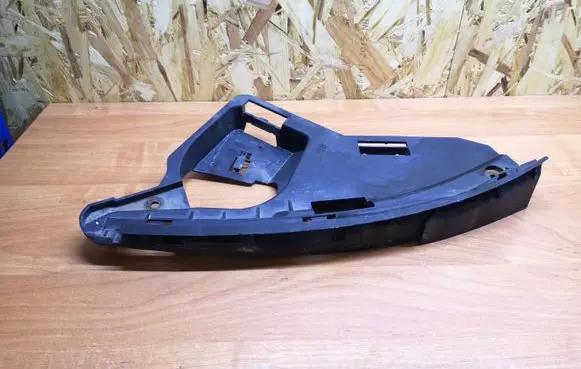 Volvo XC60 Headlight/headlamp mounting bracket 30763433