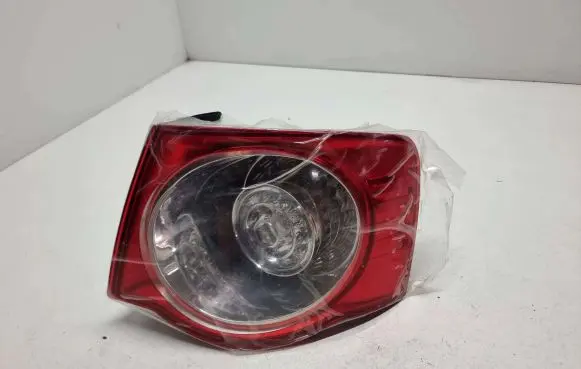 Volkswagen PASSAT B6 Rear/tail lights 3C5945096H