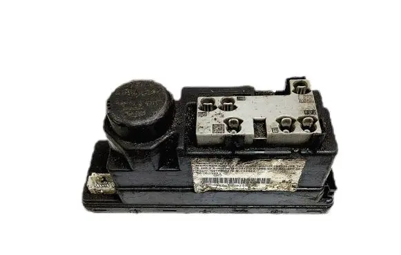 Mercedes-Benz E W210 Central locking vacuum pump 2108001748