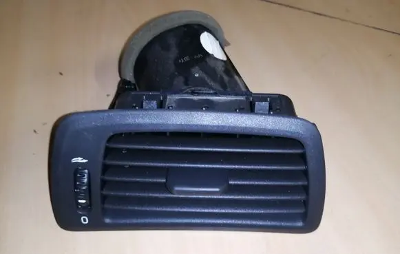Volvo S60 Dashboard side air vent grill/cover trim