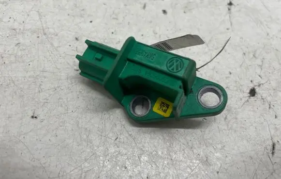 Audi A4 S4 B8 8K Airbag deployment crash/impact sensor 5M0909606A
