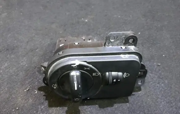 Ford Fiesta Light switch 2S6T-13A024-AC 04053712