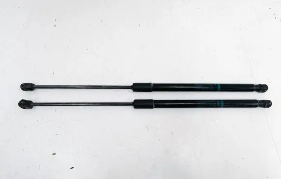 Audi Q7 4M Tailgate strut 4M0827552A
