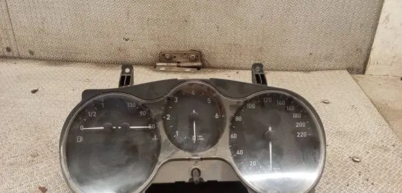 Seat Altea XL Speedometer (instrument cluster) 5P0920827F
