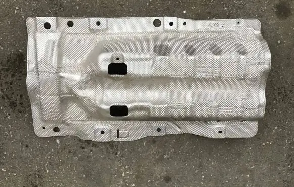 Exhaust heat shield