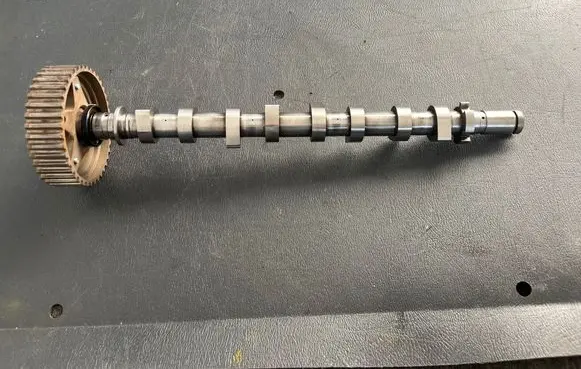 Renault Megane IV Camshaft 130240798R