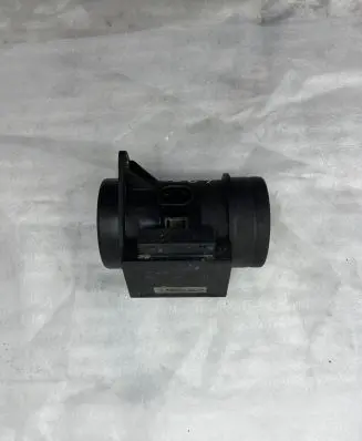 Audi A3 S3 8L Mass air flow meter 71822151H