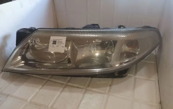 Renault Laguna II Headlight/headlamp 8200002845 89004687