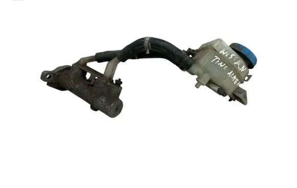 Nissan Almera Tino Master brake cylinder 22157879