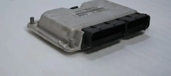 Audi A4 S4 B6 8E 8H Engine control unit/module 8E0909559H