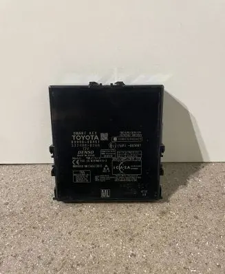Lexus RX 450H Keyless (KESSY) go control unit/module 8999048451 2329008260