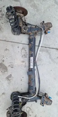 Peugeot 2008 I Rear axle beam 