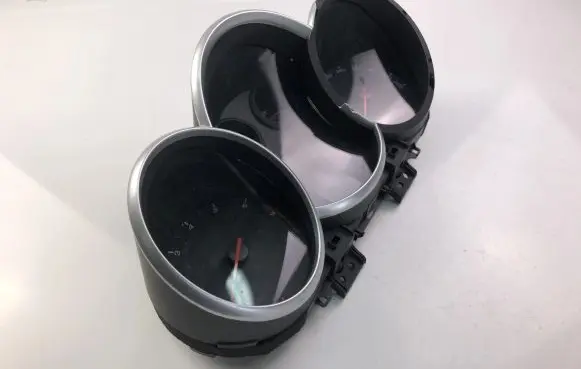 Chevrolet Cruze Speedometer (instrument cluster) 95981269