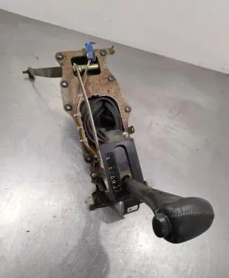 Toyota Land Cruiser (HDJ90) Gear selector 