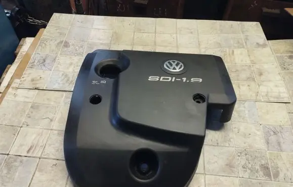 Volkswagen Golf IV Engine cover (trim) 038103925L 038103925M 038103925N