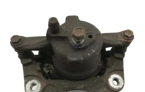 Toyota Auris E180 Front brake caliper