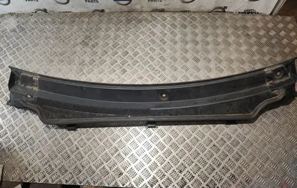 Dodge Durango Wiper trim 55112907