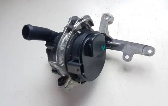 Polestar 2 Electric auxiliary coolant/water pump 32238225 32208557