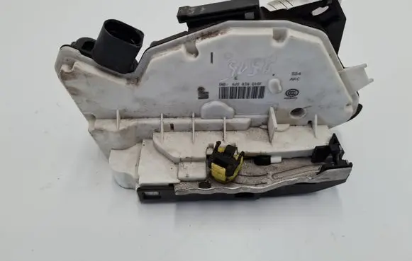 Seat Ibiza IV (6J,6P) Rear door lock 6J0839016F 6J0839016