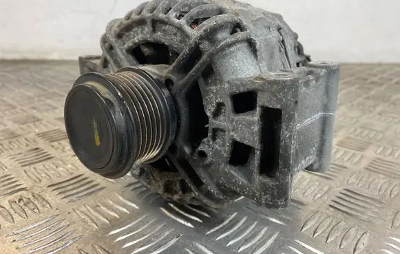 Audi A4 S4 B8 8K Generator/alternator 06H903016L 0124525113