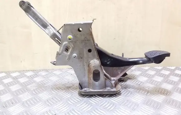 Skoda Fabia Mk2 (5J) Brake pedal 6Q1721115H