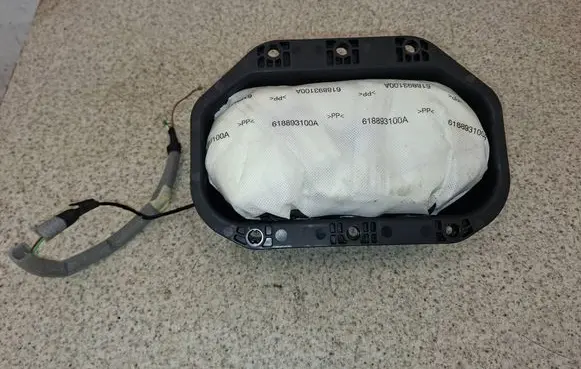 Opel Zafira C Passenger airbag 13381058 420000000000X 367416257