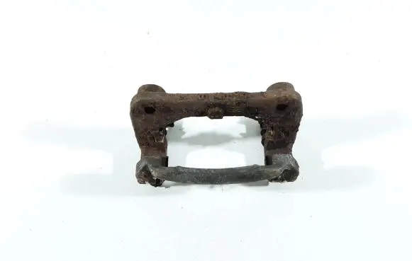 Suzuki Grand Vitara I Front Brake Caliper Pad/Carrier 