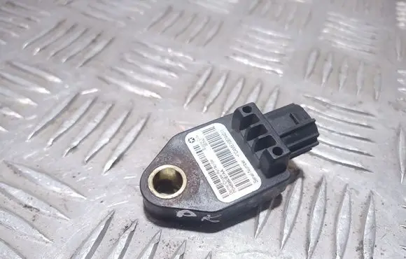 Jeep Patriot Airbag deployment crash/impact sensor P04896061AA TC4ME108744011