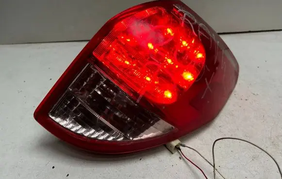 Toyota RAV 4 (XA30) Rear/tail lights rav4r
