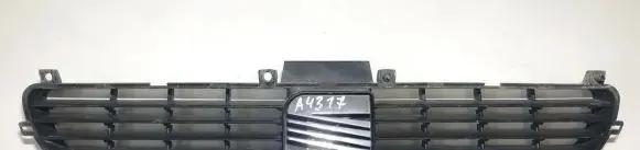 Seat Toledo I (1L) Front grill 1l0853653b