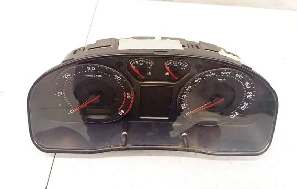 Skoda Superb B5 (3U) Speedometer (instrument cluster) 3U0920810A