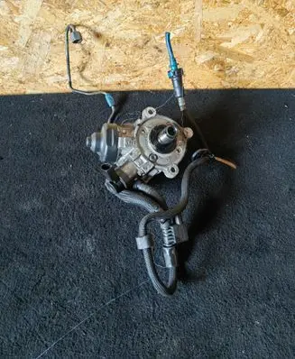 BMW 1 F20 F21 Fuel injection high pressure pump 0445010764