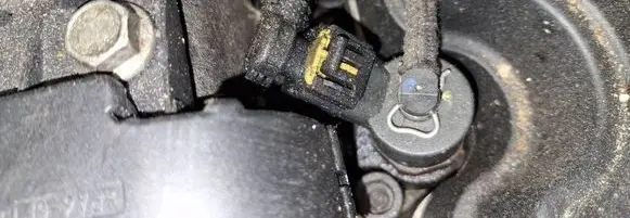 Opel Zafira B Fuel injector 0445110165