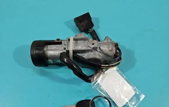 Subaru Impreza I Ignition lock IMPRK1435288