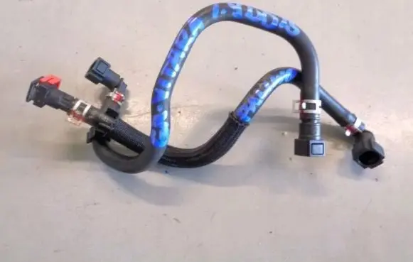 Suzuki Grand Vitara II Fuel line/pipe/hose 