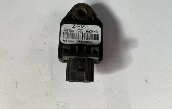 KIA Ceed Airbag deployment crash/impact sensor 959201H100