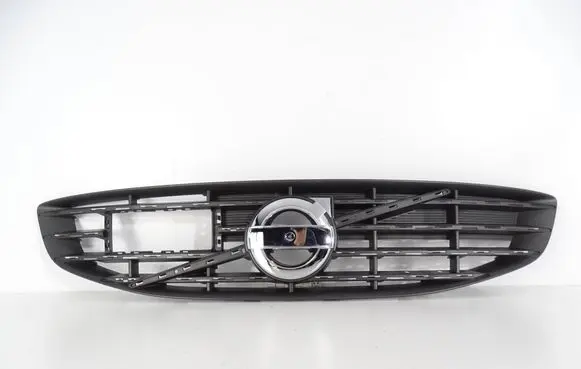 Volvo V60 Front bumper upper radiator grill 31349929 31349932