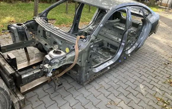 BMW 2 F44 Front quarter panel TM20815