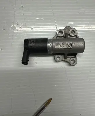 Volvo XC90 Camshaft vanos timing valve 31480440